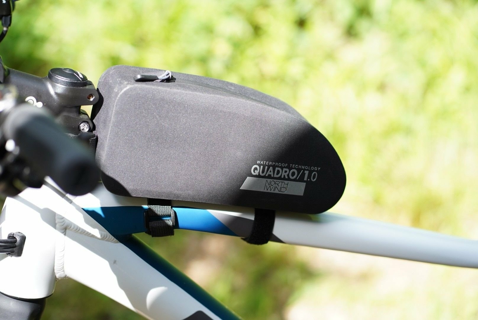 Northwind borsa per tubo orizzontale Quadro 1,0L (nero)