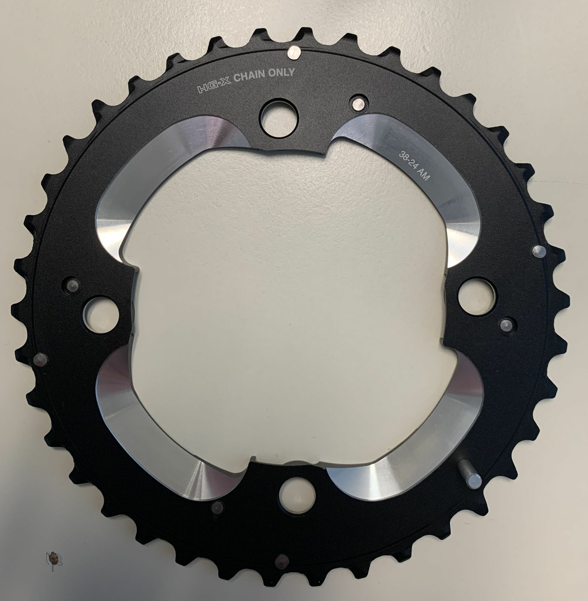 Shimano corona M785 Deore XT 10/104 38T