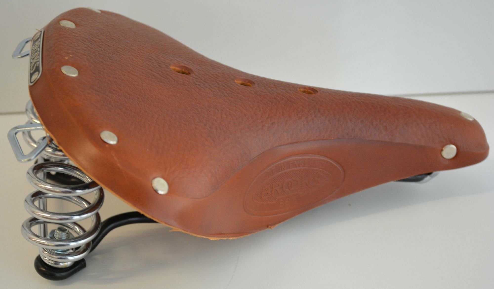 Brooks B67 Classic in pelle miele, sella da uomo
