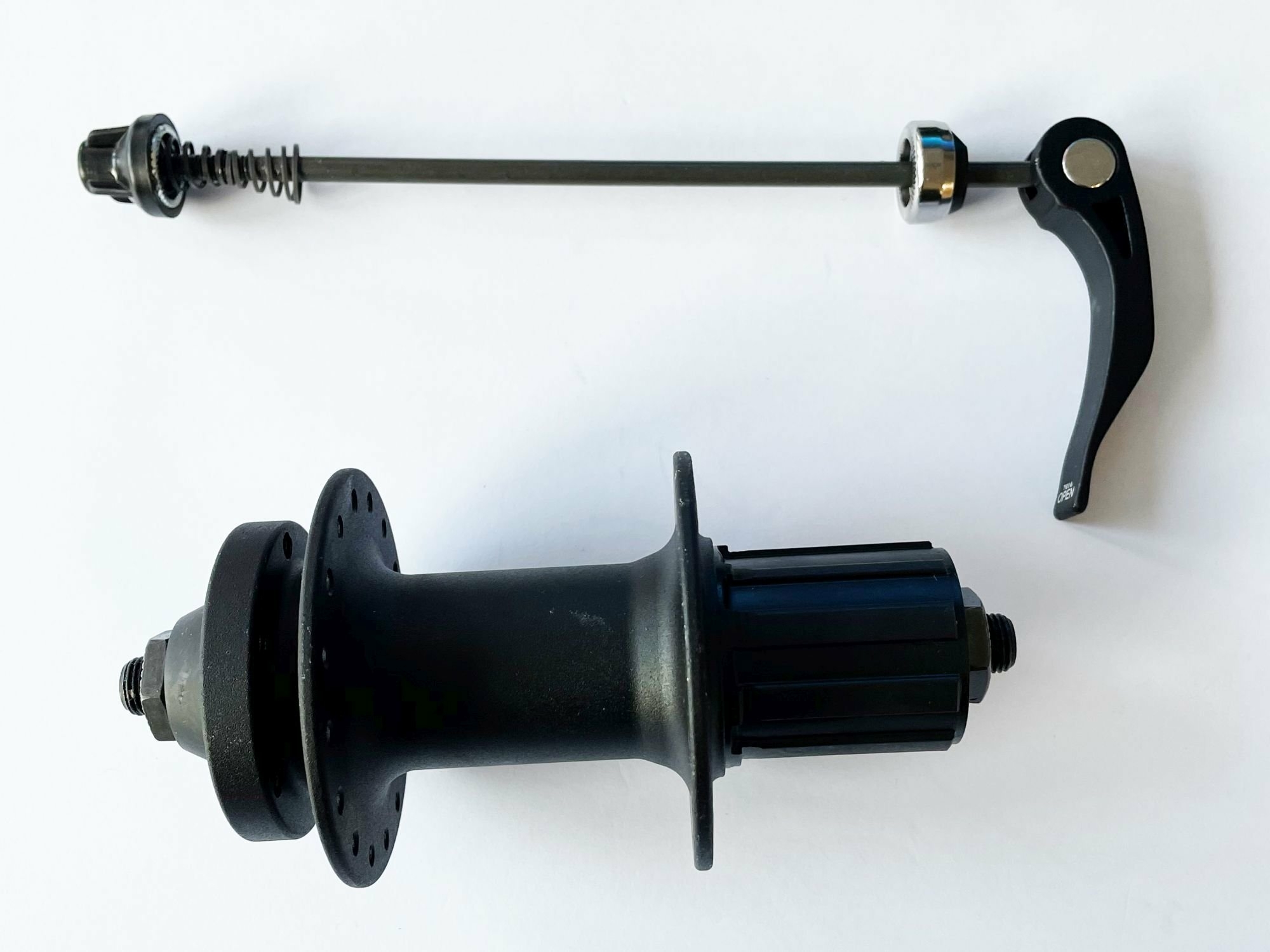 Formula rear hub DC-22-8R-DSE