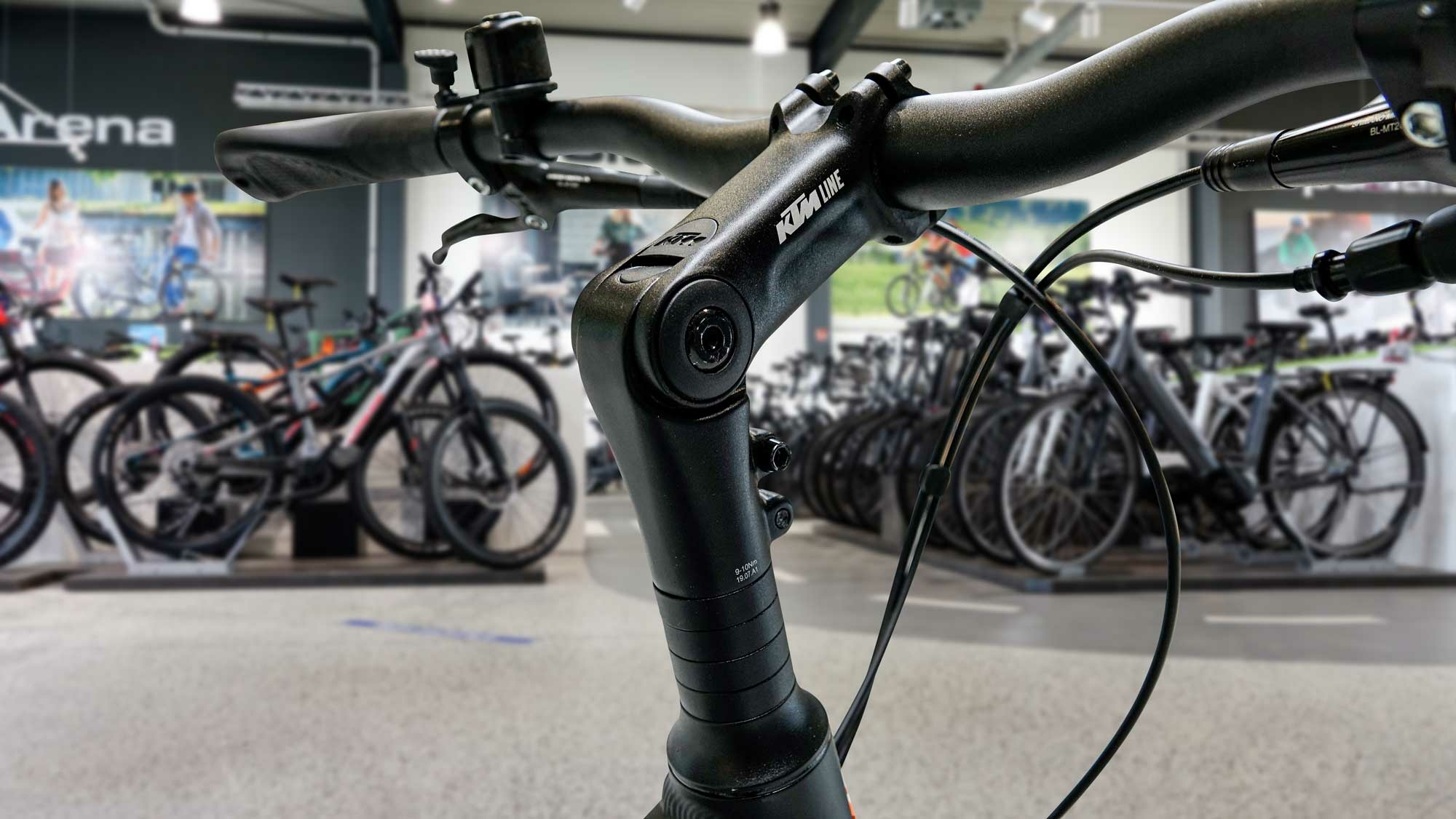 KTM LIFE 8 BELT, cambio al mozzo 8 marce, bici da donna, trapezio, modello 2020, 28 pollici