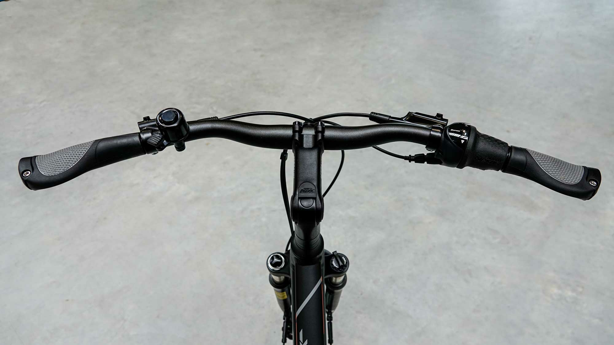 KTM LIFE 8 BELT, cambio al mozzo 8 marce, bici da donna, trapezio, modello 2020, 28 pollici