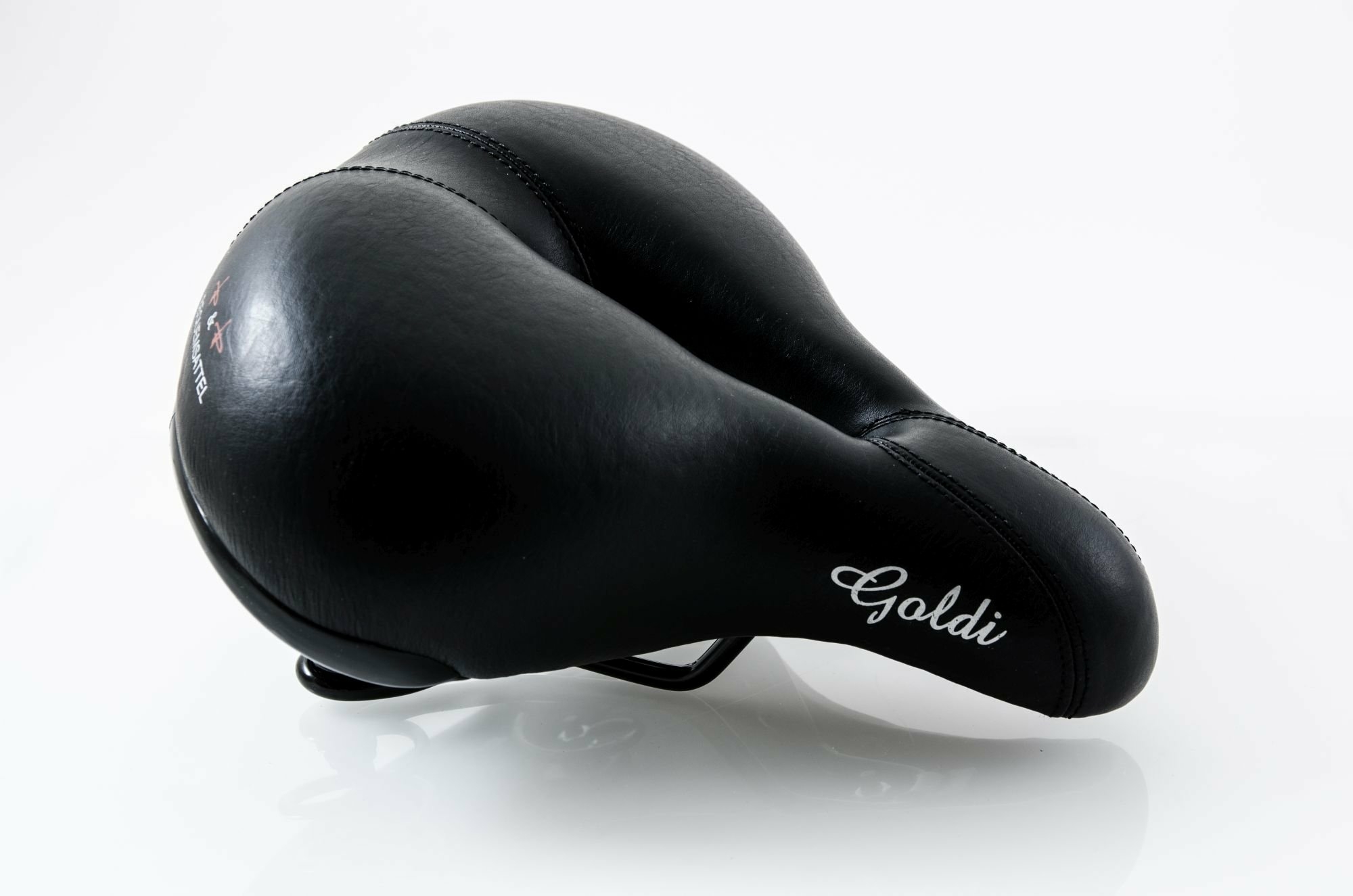 P & P health saddle Goldi